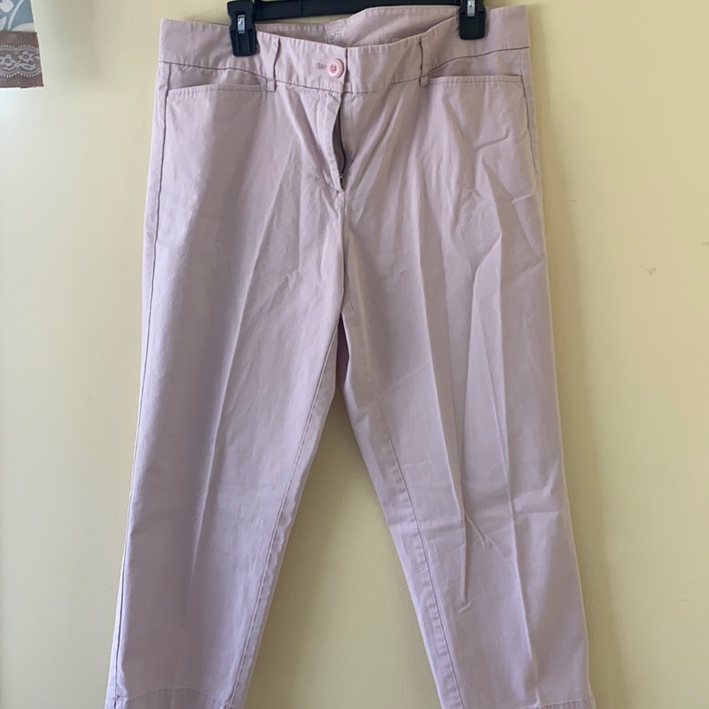 Ann Taylor LOFT original crop, size 12, pink. EUC